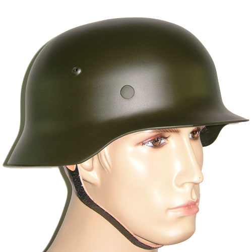 WW2 German Steel M35 Helmet in Dark Green